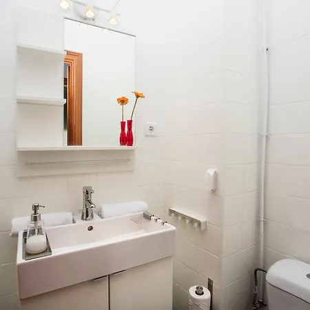 Apartment Center *